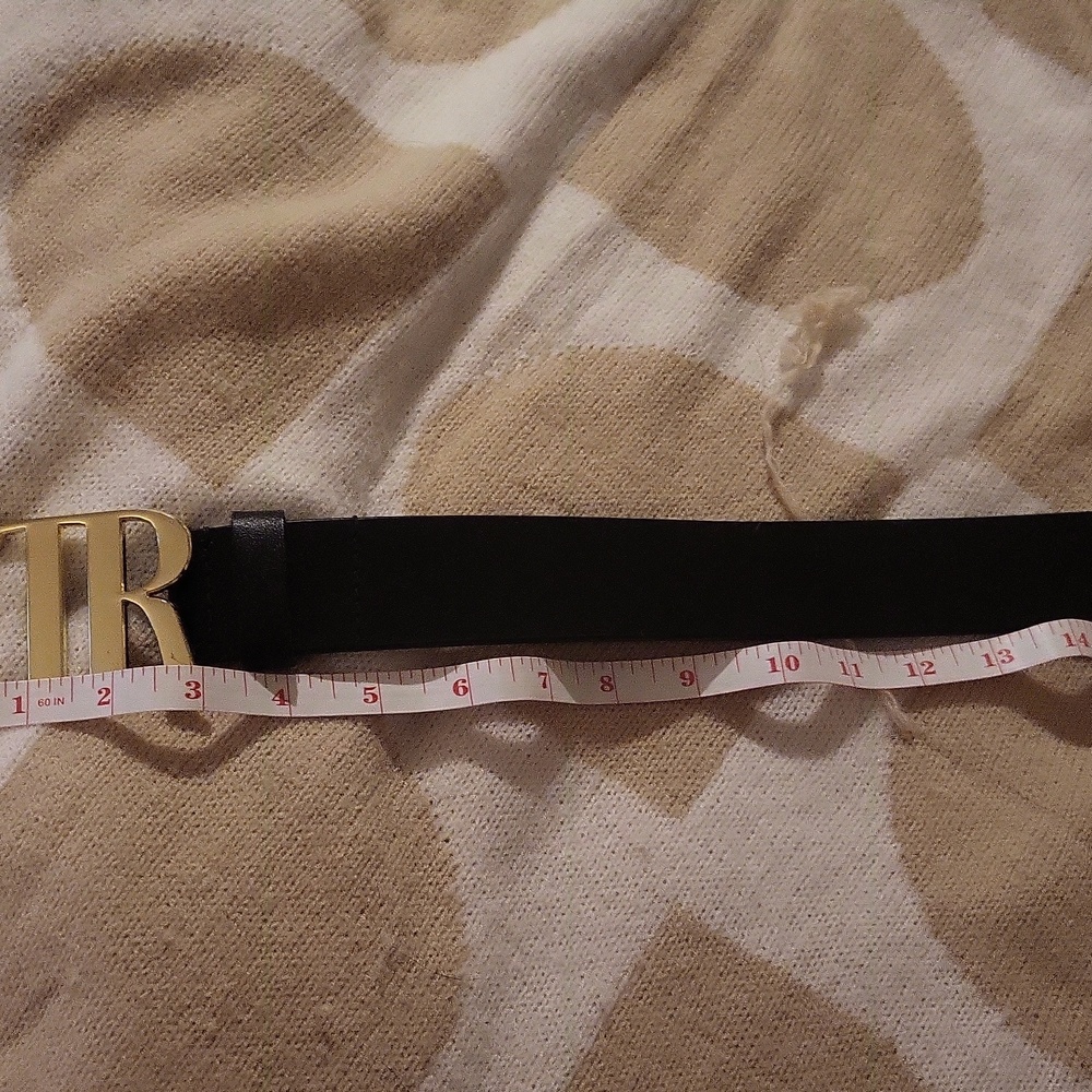 Trendy Authentic True Religion Black Leather Belt W/ Gold Monogram Logo Buckle🐎 - Picture 6 of 8